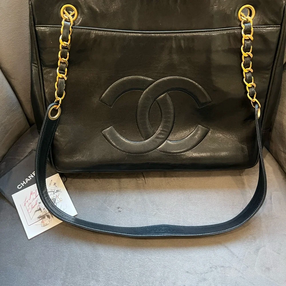 Chanel Lambskin 24k Gold Tote Bag - Picture 3 of 16